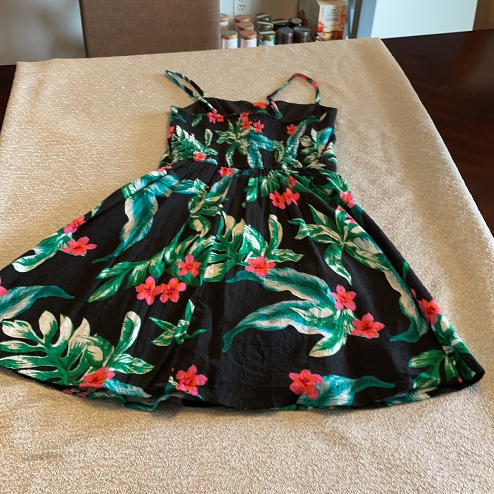 Floral sundress - Picture 2 of 2